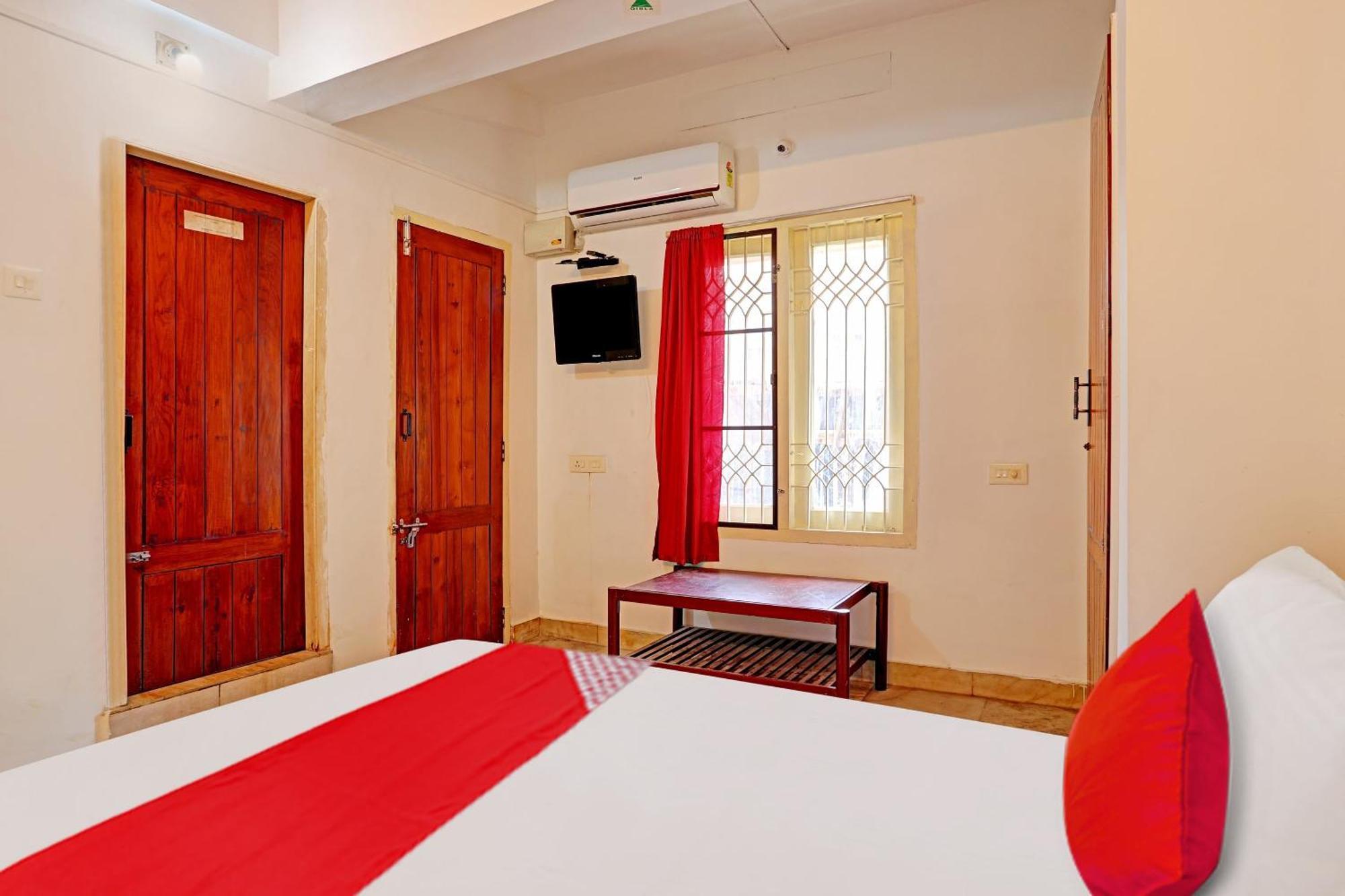 Hotel O Safa Inn Trippapur Екстер'єр фото
