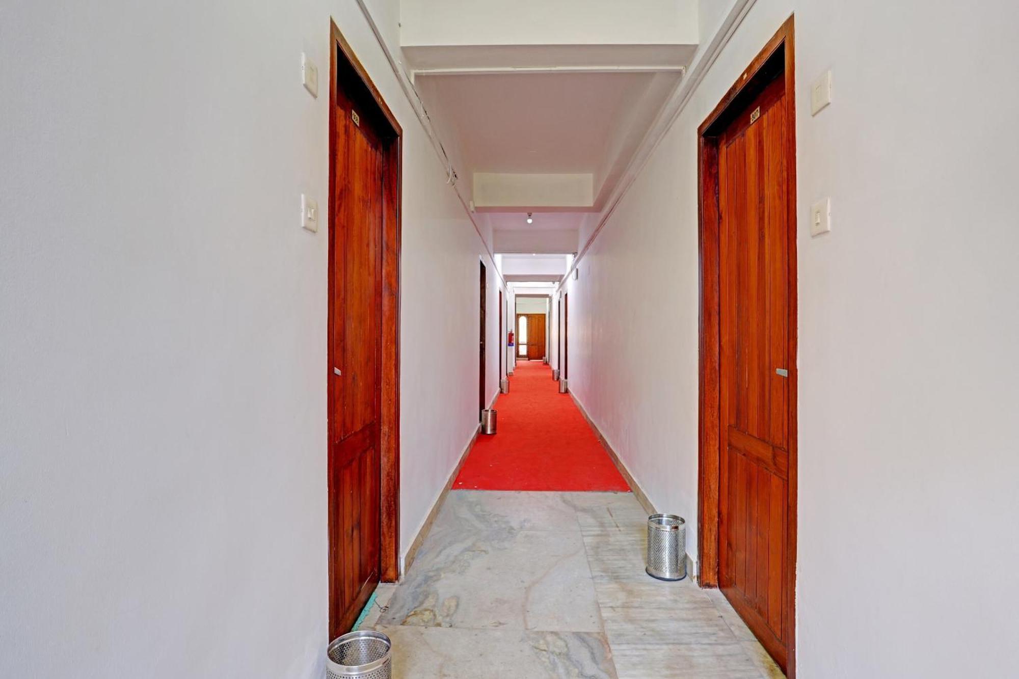 Hotel O Safa Inn Trippapur Екстер'єр фото