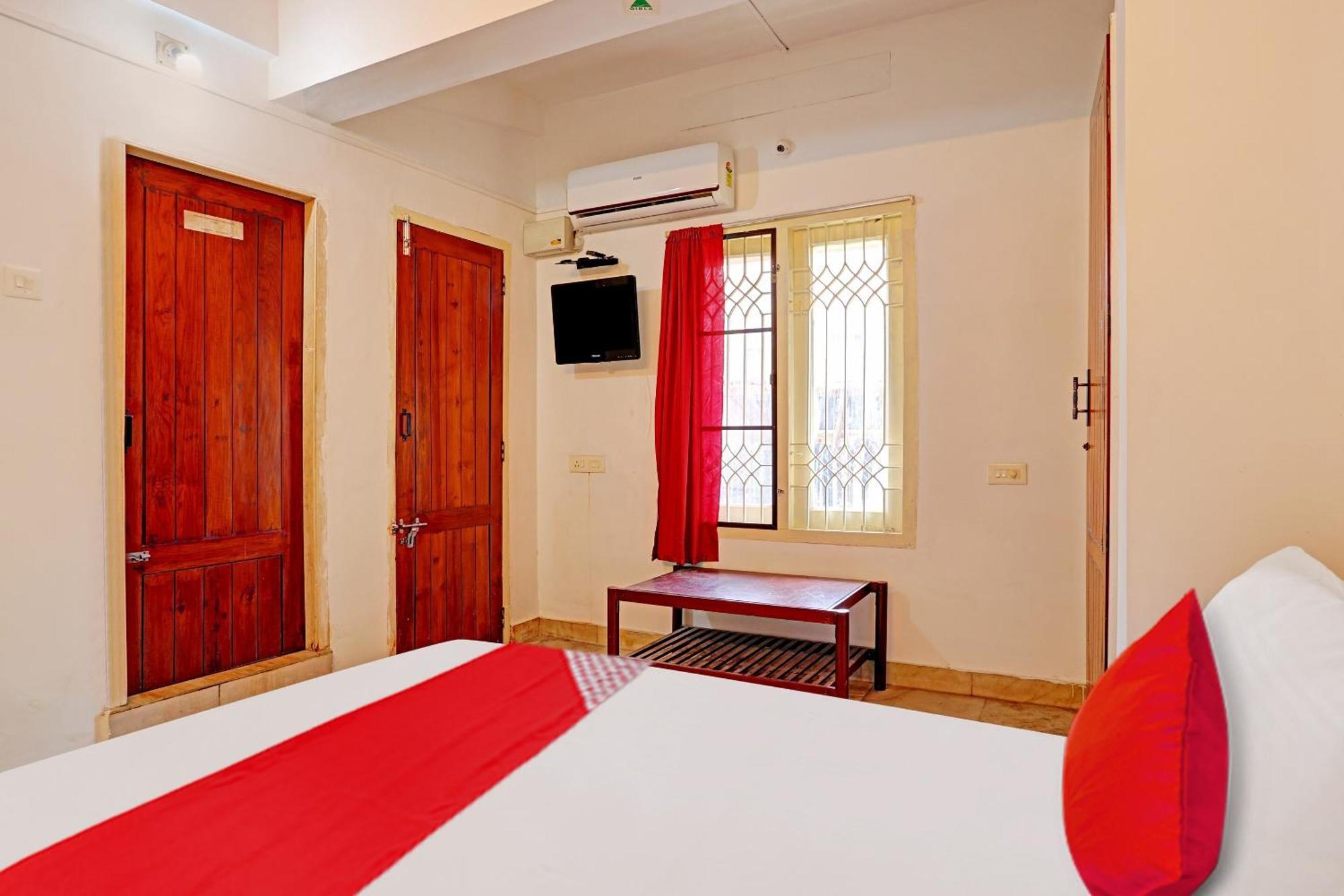 Hotel O Safa Inn Trippapur Екстер'єр фото